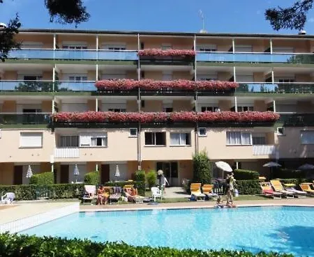 아파트 Girasole Con Piscina, Tipo G Ai Piani 리그나노 사비아도로