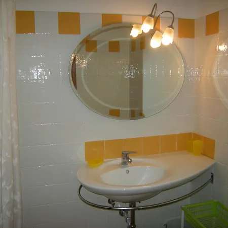 Girasole Con Piscina, Tipo G Ai Piani 아파트 리그나노 사비아도로